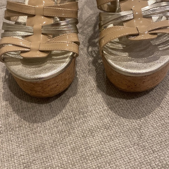 🤩Jimmy Choo Wedge🤩 - Picture 4 of 11